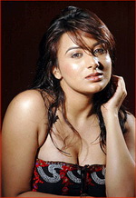 I've changed my looks: Pooja Gandhi