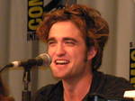 I dont want a girlfriend: Robert Pattinson