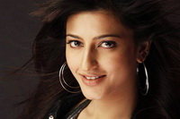 Sruthi Hassan to play the lead in Tatsamayam oru Penkutti