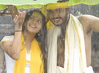 Vinu Mohan and Bhama together again for Koottukar