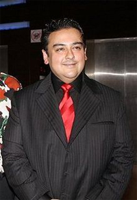 Adnan Sami mesmerizes fans with musical symphonies