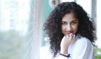 Not trying to promote any language: Gauri Shinde