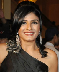 Raveena Tandon honoured at Houston film fest