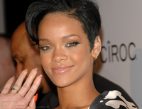Rihannas face tattoo request turned down