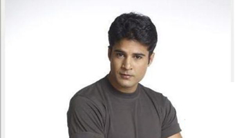 Dont want to get lost in crowd: Rajeev Khandelwal