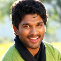 Allu Arjun crosses five lakhs 