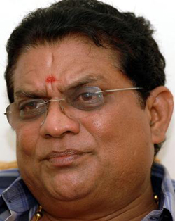 Ace comedian Jagathy is recovering, say doctors