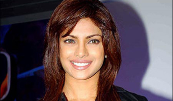 Marrakech fans treat Priyanka to barfi!