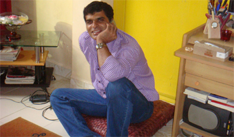 Chandni Bar writer turns director, sends film to Cannes 