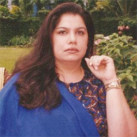 Mona Kapoor passes away, B town mourns