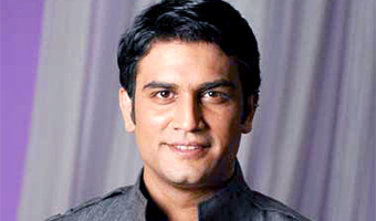 Not stepping into Mohnishs shoes: Sharad Kelkar