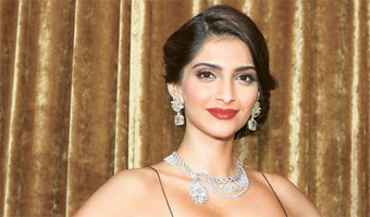 Sonam to play JNU girl opposite Dhanush in new film