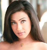 Delighted to see filmmakers reviving Bengali culture: Rituparna