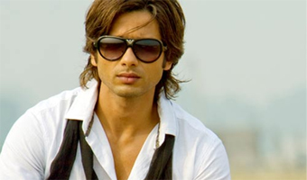 Hindi remake of Vettai to go on floor with Shahid in lead