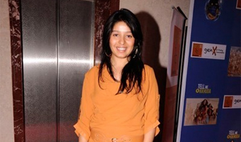 Item songs have become first look of films: Sunidhi