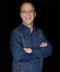 I hate producing films: Vidhu Vinod Chopra