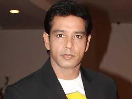 Theatre challenging, like an exercise: Anup Soni