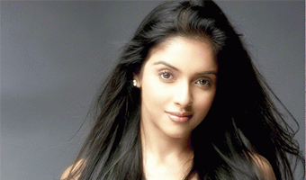 Asin learns to waltz!