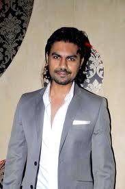 Gaurav Chopra acts in Rangbari