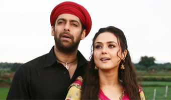 Preity shoots song with Salman