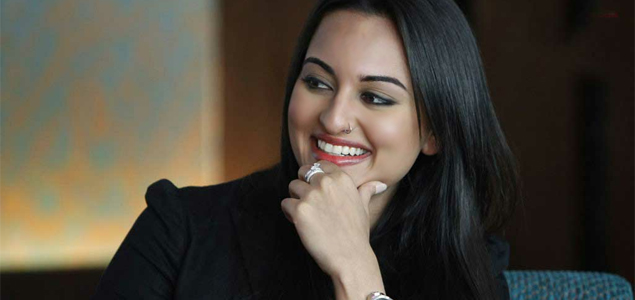 Sonakshi guarded about Rowdy Rathore sequel