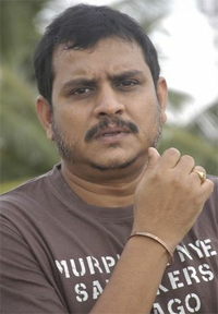 Ezhil to do a comedy film again