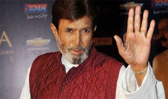 Rajesh Khanna unwell, stops food intake