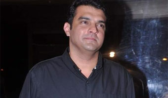 Siddharth Roy Kapoor doesnt rule out Rowdy Rathore sequel