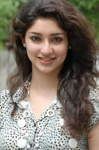 Tanvi Vyas Tamil film release in July