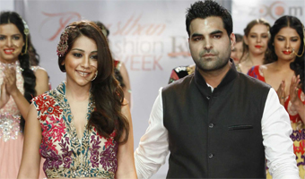 Designer captures womans beauty in Pakeezah
