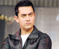 Aamir Khan opts for simple look in Dhoom 3