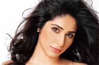 Hard for singers to sell individual work: Neha Bhasin 