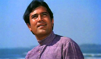 Achcha to hum chalte hain: Rajesh Khanna bids a quiet adieu