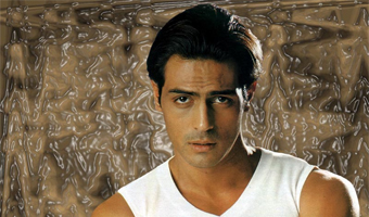 Arjun Rampal no more part of Zanjeer remake