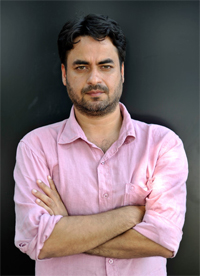 Cant make commercial films: Anhey Ghorey... director