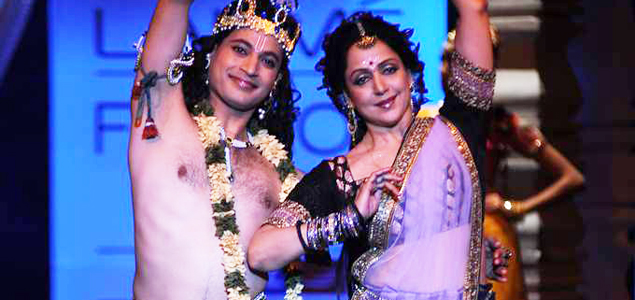 Hema Malini performs as Radha for Neeta Lulla at LFW 