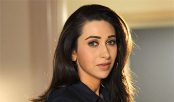 Even I cant wait for Kareenas wedding: Karisma