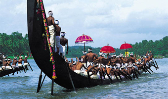 Nehru Boat Race enthralls thousands 