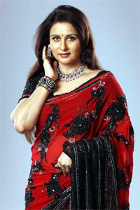 Its play time for Poonam Dhillon