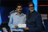 KBC 6 gets first crorepati in Kashmirs Manoj Raina