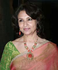 Sharmila remembers Pataudi on first death anniversary