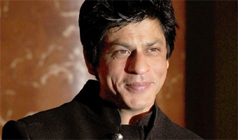 Shah Rukh savours Kashmiri food