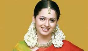 Bhavana to play differently abled in Yellow