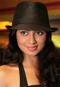 Kavita Kaushik loves surprising audience
