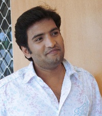 Its Santhanams birthday today 