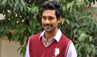 Varun in new avatar in Abbayi Class Ammayi Mass:Lakshman Kedari