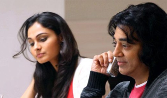 High court re imposwes ban on Vishwaroopam