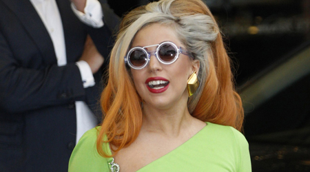 Gagas Aura in Machete Kills trailers