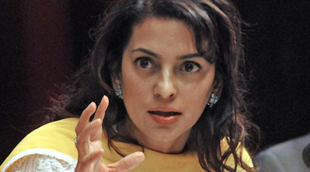 Use mobile phones carefully, urges Juhi Chawla