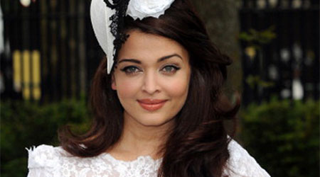 Aishwarya Rai Bachchan promotes stem cell banking